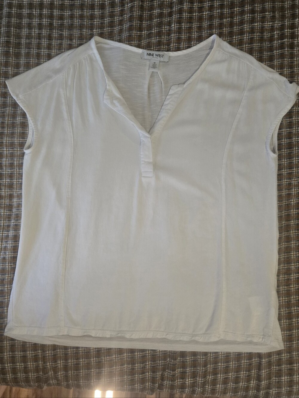 Nine West White Split V-Neck Blouse Size M - Picture 1 of 6